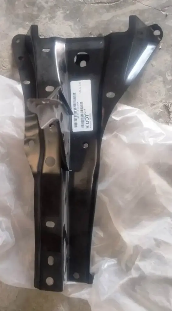 CENTER LOCK PATI HILUX 16-ON