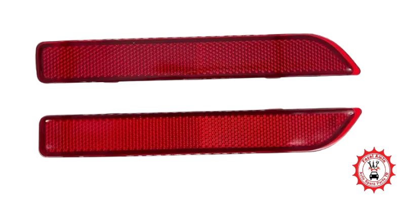 Nissan Pathfinder 2022-2026 Rear Reflector