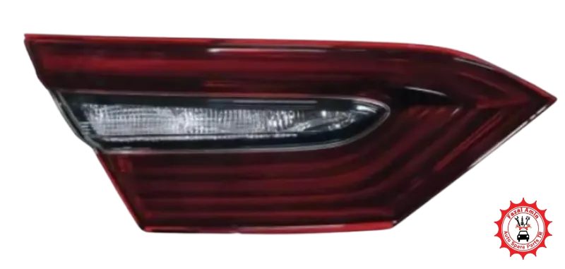 [81580-06870] Toyota Camry Back Lamp XLE-XSE Back Lamp Right Side / RH - 2021- 2024